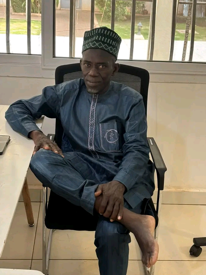 Langue russe à l’APS : Cheikh Tidiane Diallo, un guide précieux pour les étudiants maliens